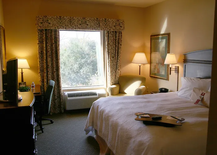 Hampton Inn & Suites Fredericksburg