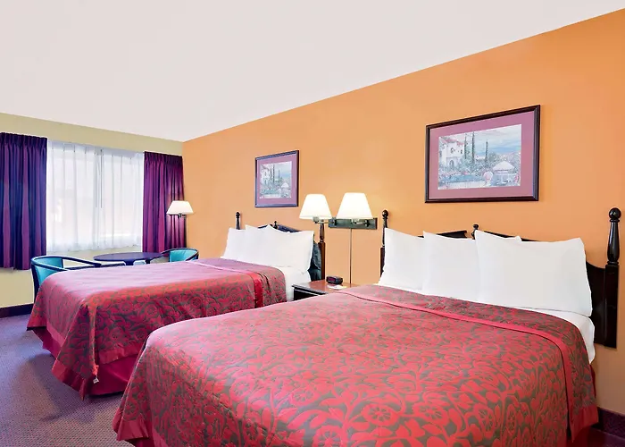 Waynesboro Hotels