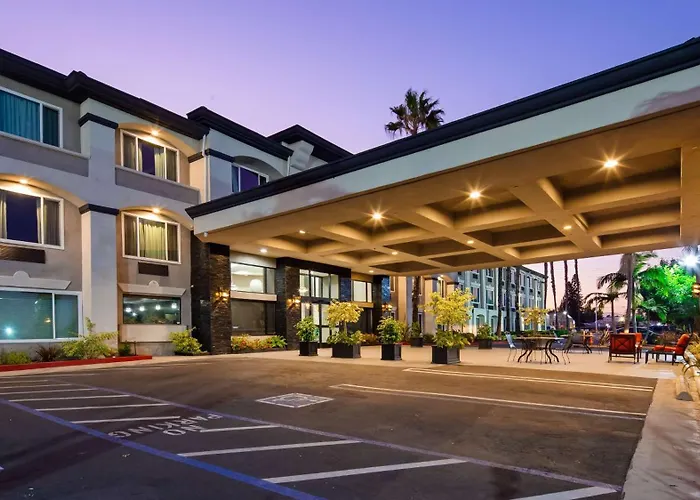 Placentia Hotels