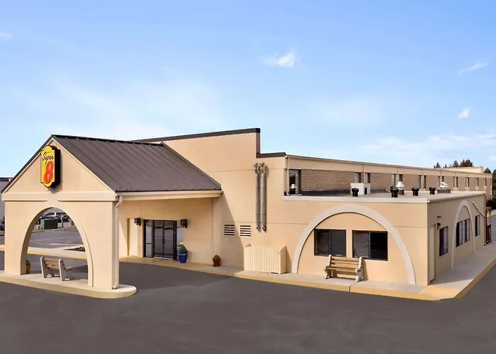 Super 8 By Wyndham Chambersburg I-81