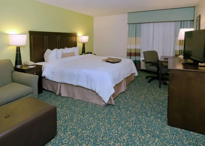 Hampton Inn & Suites Miami-Doral Dolphin Mall Sweetwater