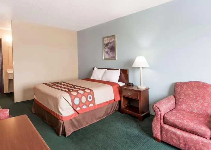Woodstock Hotels