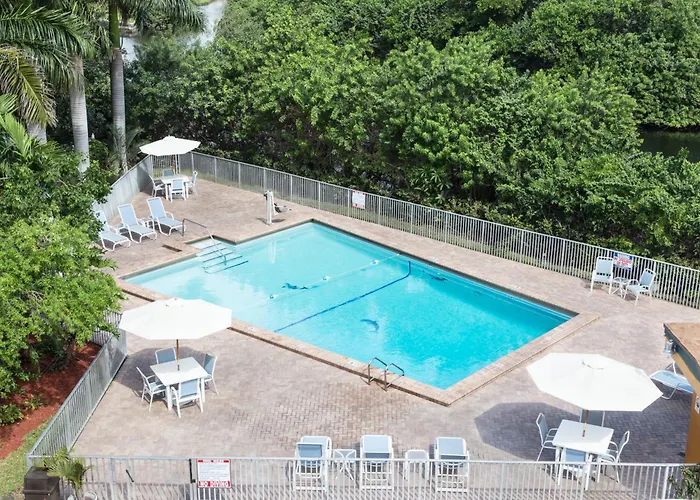 Days Inn By Wyndham Fort Lauderdale-Oakland Park Airport N