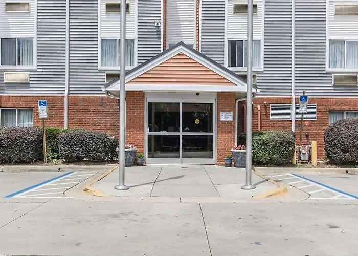 Suburban Extended Stay Hotel Naval Base Area Warrington