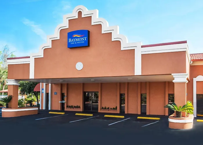 Baymont By Wyndham Lake City I-75