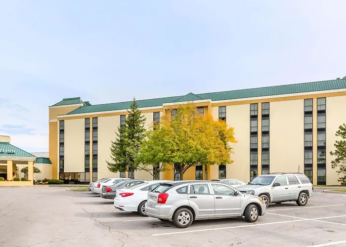 Piqua Hotels