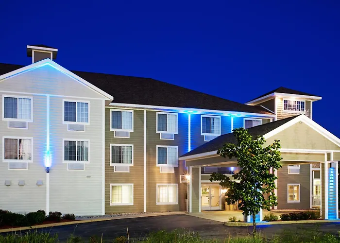 Holiday Inn Express & Suites New Buffalo, Mi By Ihg