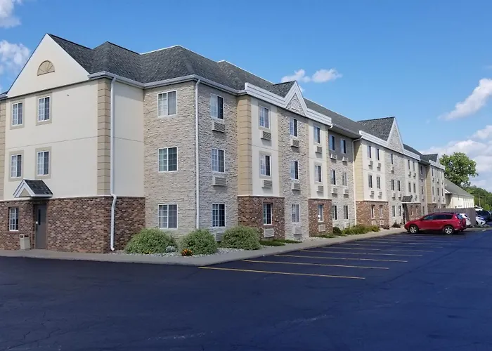 Birch Run Hotels