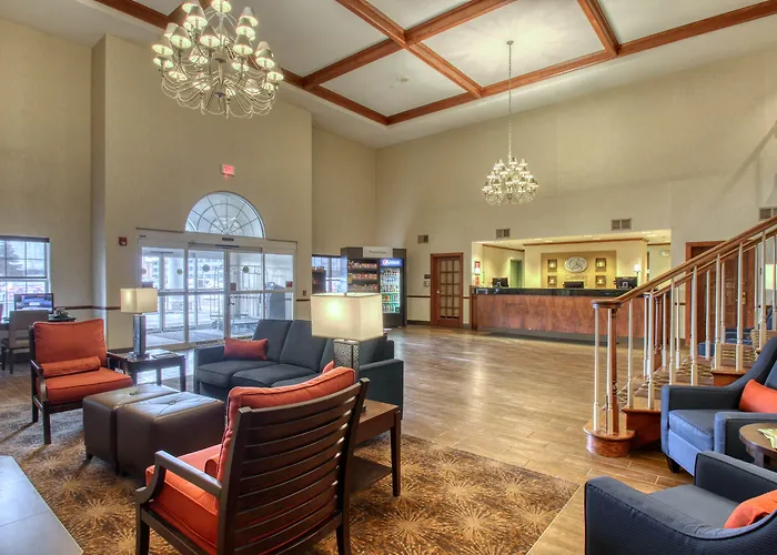 Comfort Suites Milwaukee Airport Oak Creek