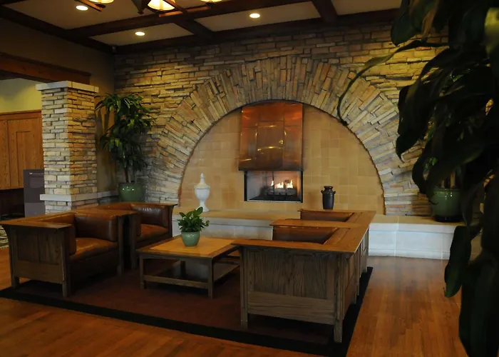 Doubletree By Hilton Libertyville-Mundelein