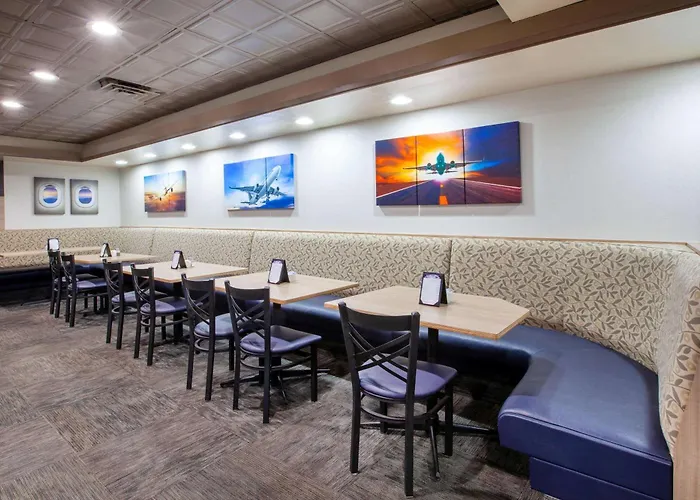 Wingate By Wyndham Detroit Metro Airport Hotel Romulus