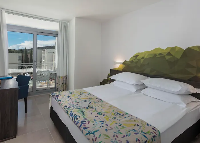 Bluesun Hotel Alga