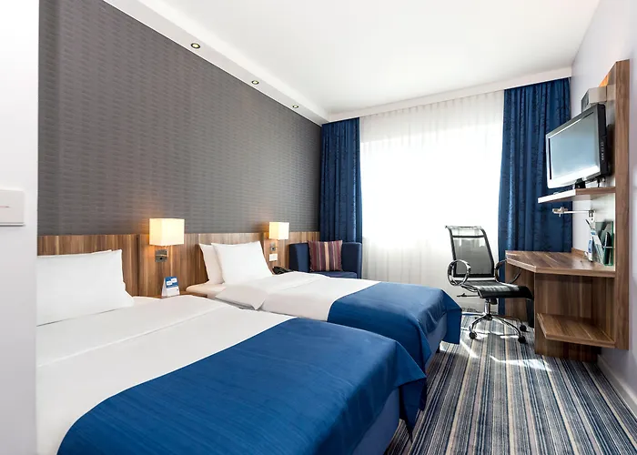 Holiday Inn Express Augsburg By Ihg