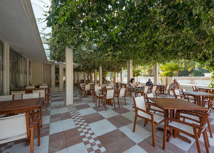 Mediteran Hotel & Resort Budva