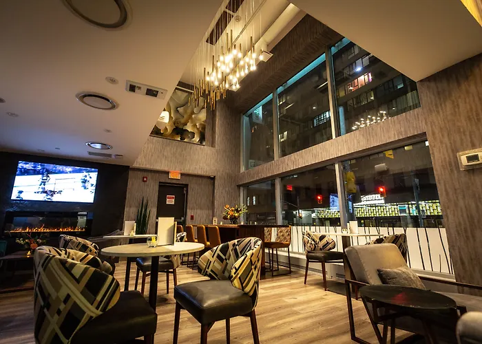 Toronto Luxury Hotels