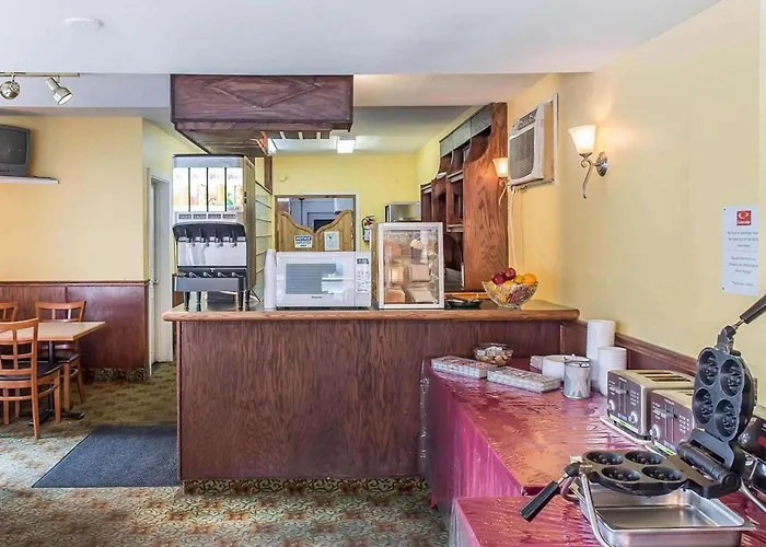 Econo Lodge Downtown Ottawa