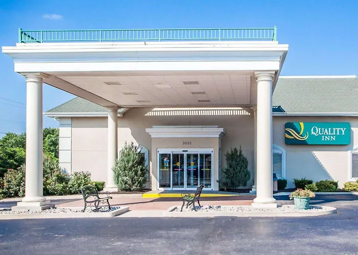 Hotels in Ozarks-See