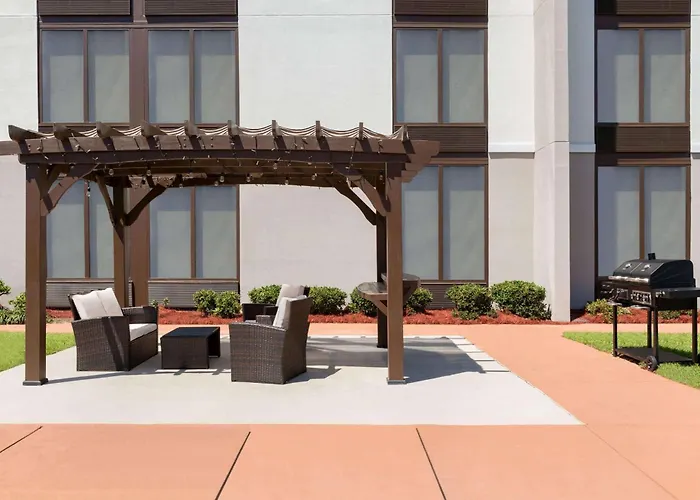 La Quinta Inn & Suites By Wyndham Dothan