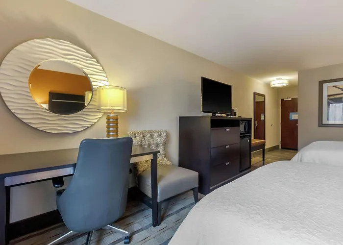 Columbus Hotels