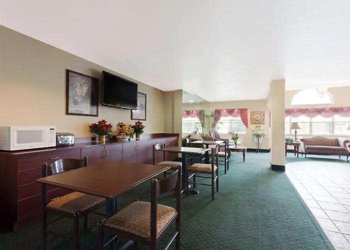Microtel Inn & Suites By Wyndham Brandon