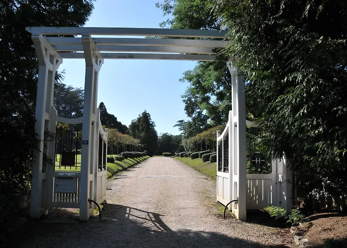 Chateau Du Clair De Lune - Boutique Luxury Hotel