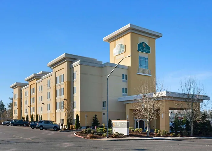 La Quinta By Wyndham Bellingham Hotel