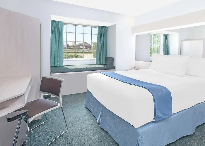 Microtel Inn & Suites By Wyndham Broken Bow