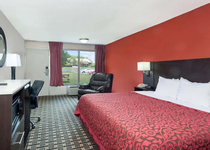 Days Inn By Wyndham Cullman