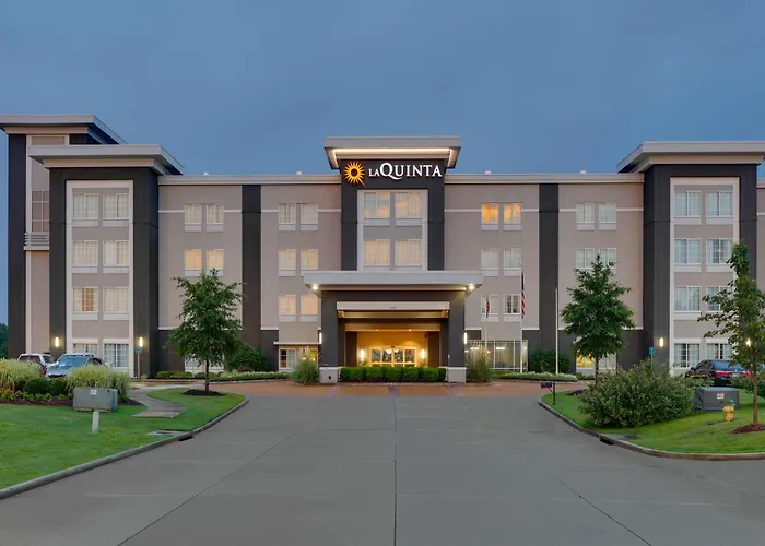 La Quinta By Wyndham Starkville At Msu