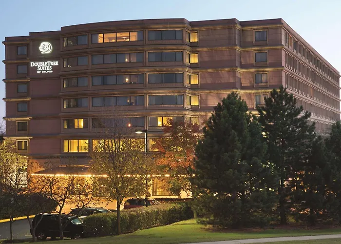 Doubletree Suites By Hilton Hotel & Conference Center Chicago-Downers Grove