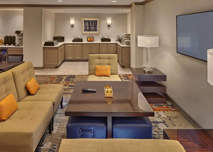 Doubletree By Hilton Little Rock Hotel