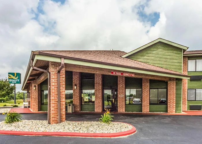 Columbia City Hotels