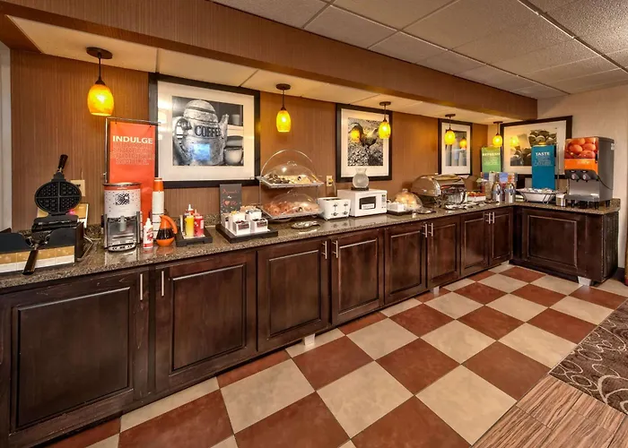 Hampton Inn By Hilton Clarksville