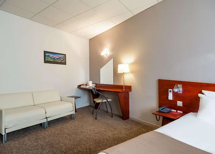 Quality Hotel Pau Centre Bosquet