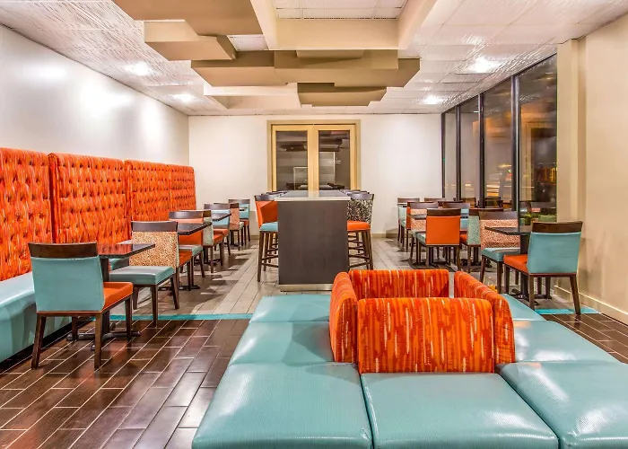 Days Inn By Wyndham Fort Lauderdale Airport Cruise Port