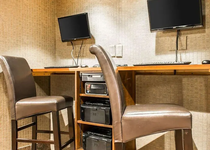 Comfort Inn & Suites And Conference Center Mount Pleasant