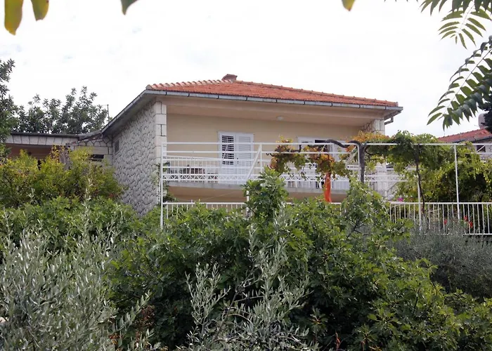 Apartments And Rooms By The Sea Hvar - 141