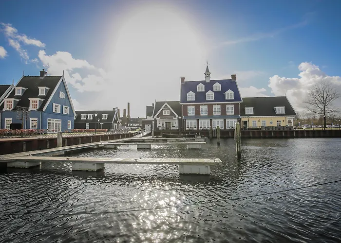 Hotels in Huizen