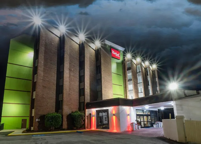 Red Roof Inn & Suites Macon