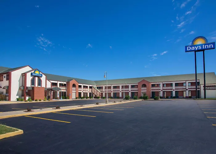 Days Inn By Wyndham Wichita West Near Airport