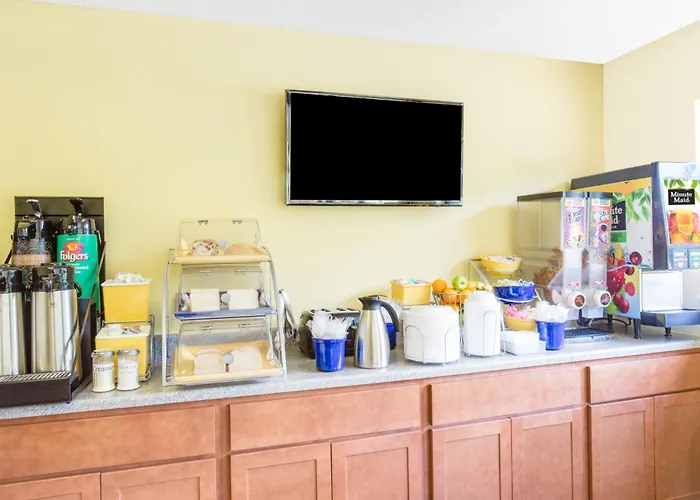 Days Inn By Wyndham Athens