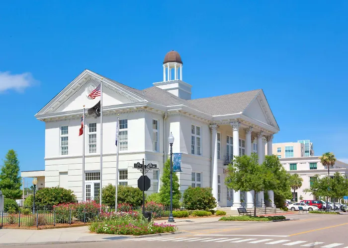 Days Inn By Wyndham Gulfport