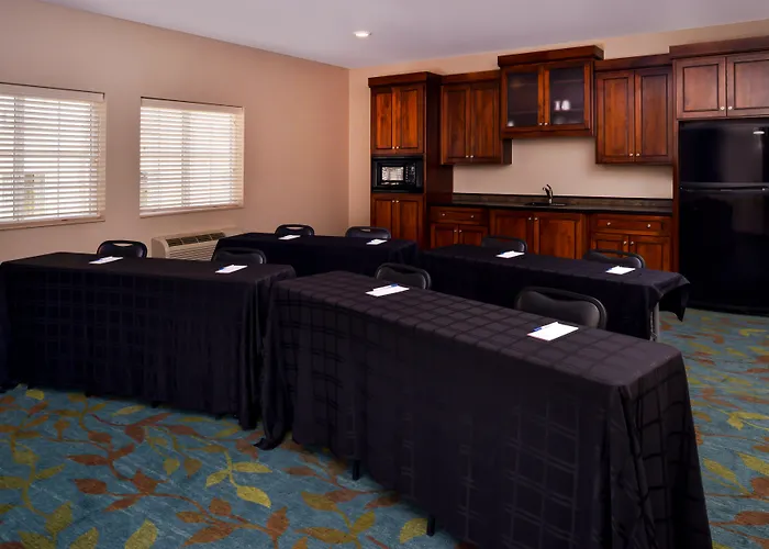 Candlewood Suites Bloomington-Normal By Ihg