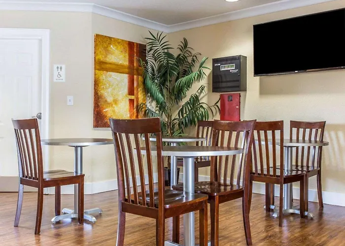 Suburban Studios Kennesaw-Marietta North