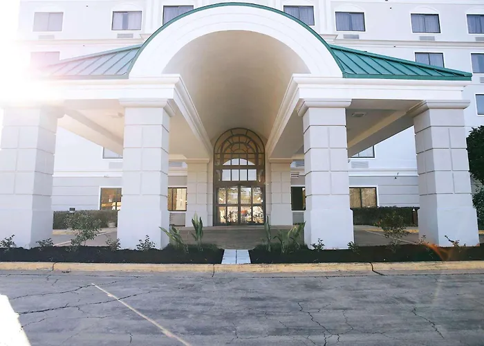 Baymont By Wyndham Jackson/Ridgeland Hotel