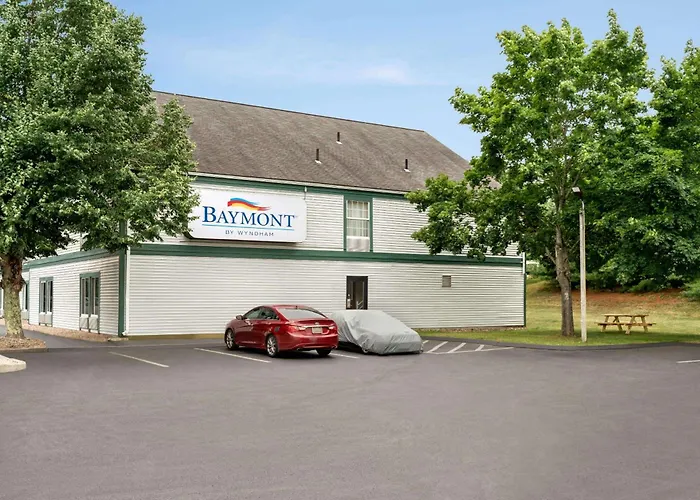 Baymont By Wyndham North Dartmouth Fall River