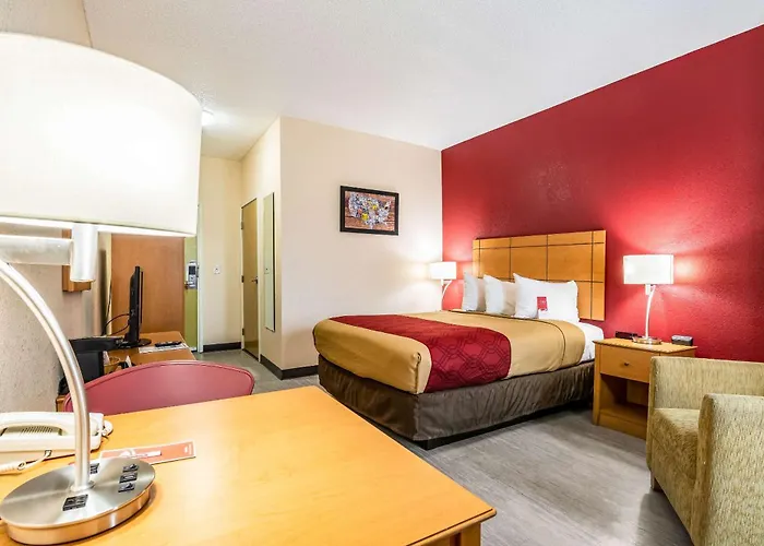 Econo Lodge Topeka At Wanamaker