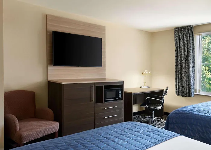Sunrise Beach Hotels