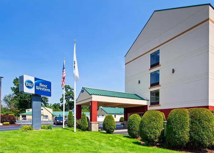 West Springfield Hotels