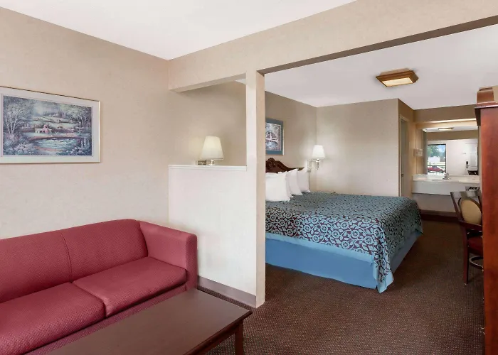 Days Inn By Wyndham Morristown